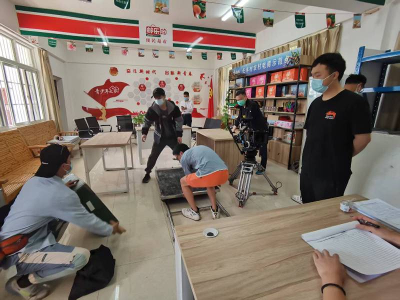 追星女孩心理学分析报告：上甘岭广告片拍摄公司揭秘饭圈应援式传播逻辑